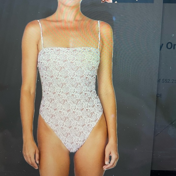 Acacia Lonny One Piece - Picture 8 of 8